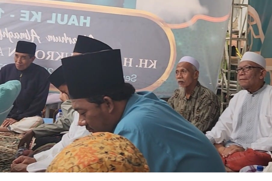 Haul KH Hasan Bukro di Cirebon Dihadiri Ketua Umum NAAT, Ditekankan Keteladanan Ulama dan Konsolidasi Dzurriyah Walisongo